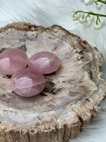 Rose Quartz - Palm Stone - Madagascar