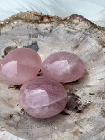 Rose Quartz - Palm Stone - Madagascar
