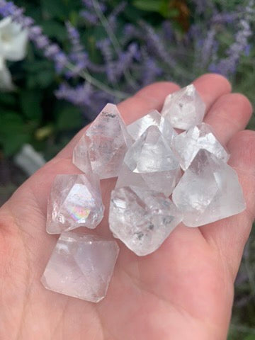 Apophyllite Points Zeolite MEDIUM