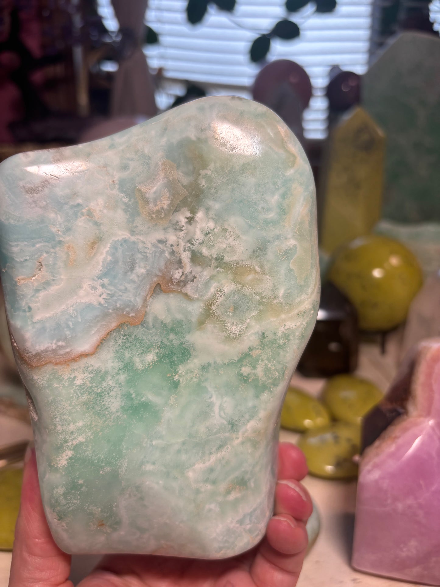 Caribbean Calcite - Free Form - Pakistan