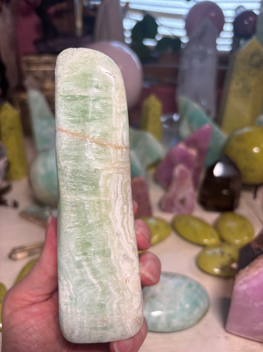 Caribbean Calcite - Free Form - Pakistan