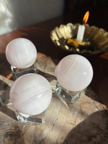 Mangano Pink Calcite - sphere - Pakistan