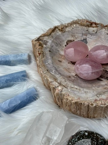 Rose Quartz - Palm Stone - Madagascar