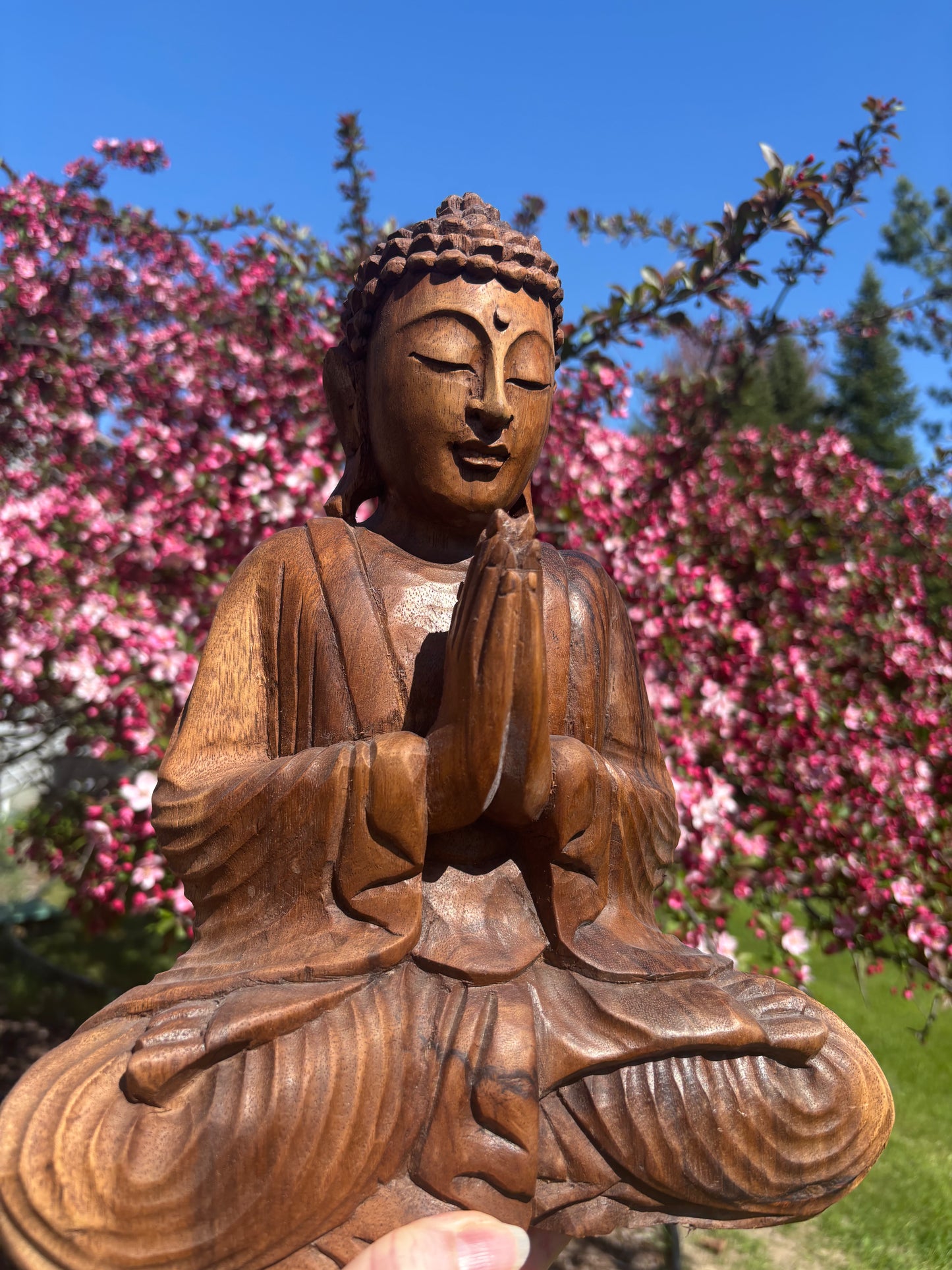 Buddah | Praying | Hand carved statue