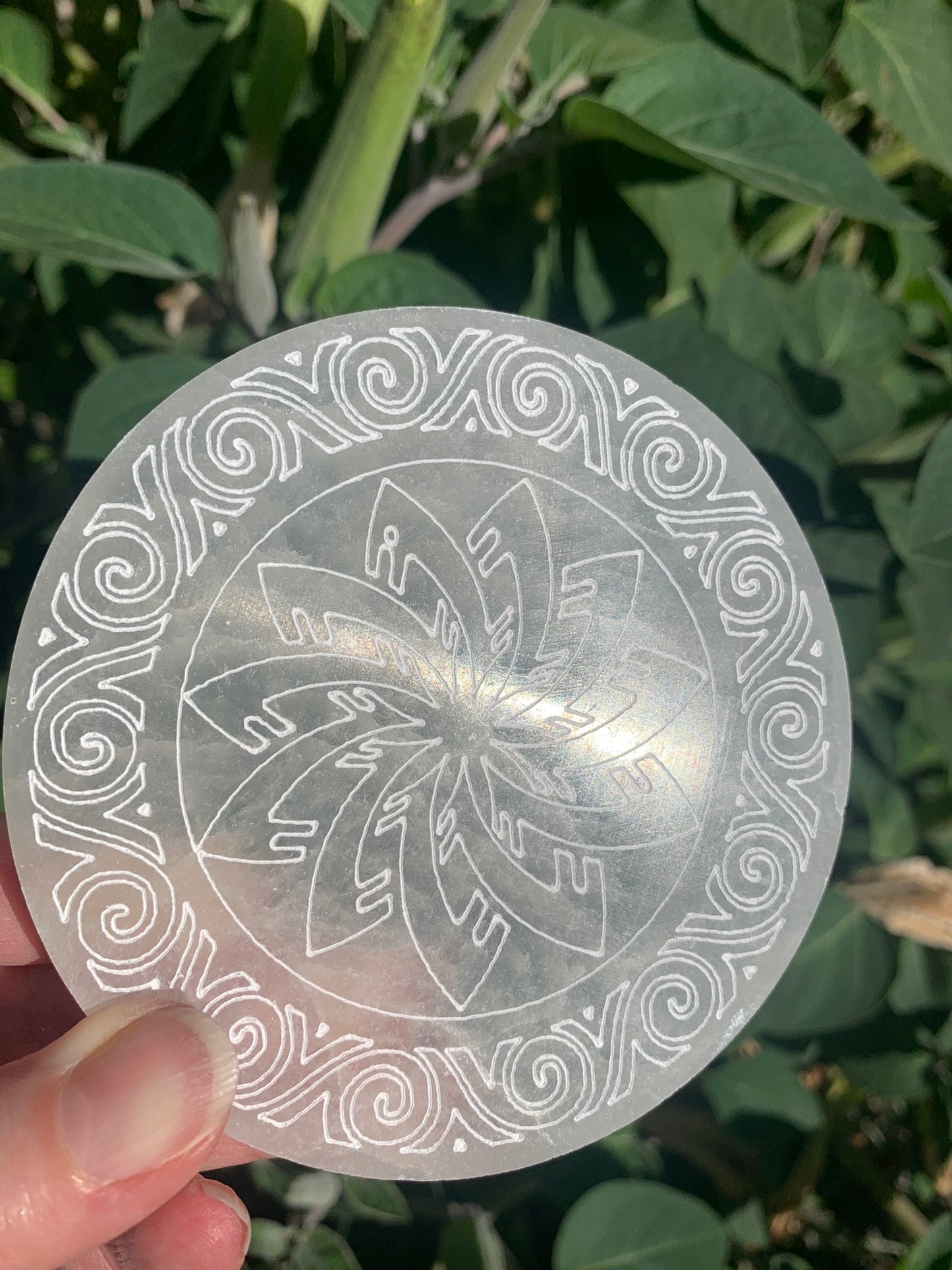 Selenite | Etched Flower | Charging Plate - Grid