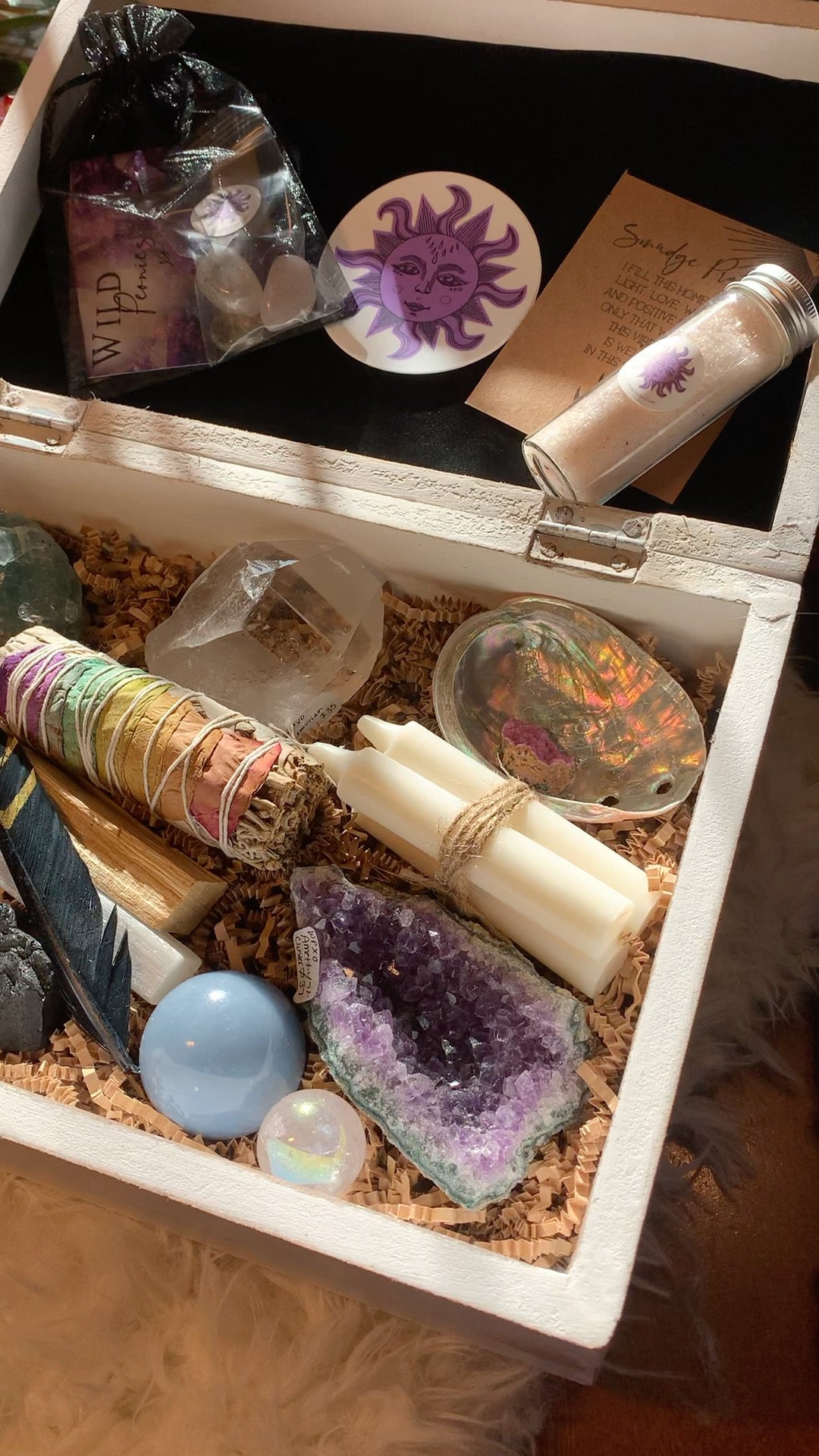 G O D D E S S Box MEDORA