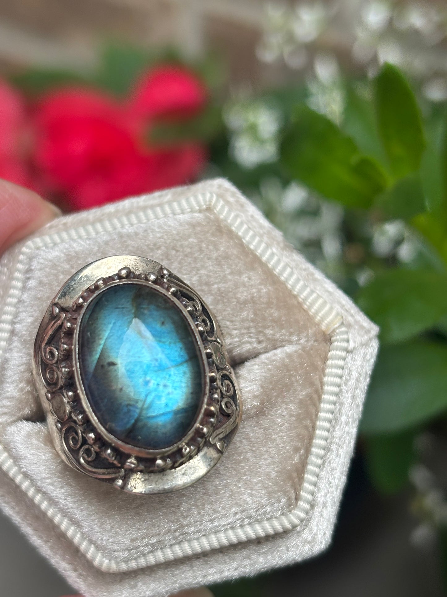Labradorite ring - Size 9.5 - Nepal