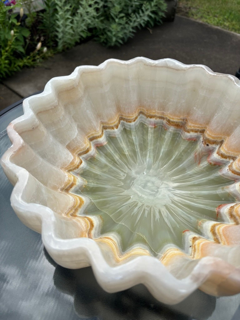 Onyx Fruit Bowl 3