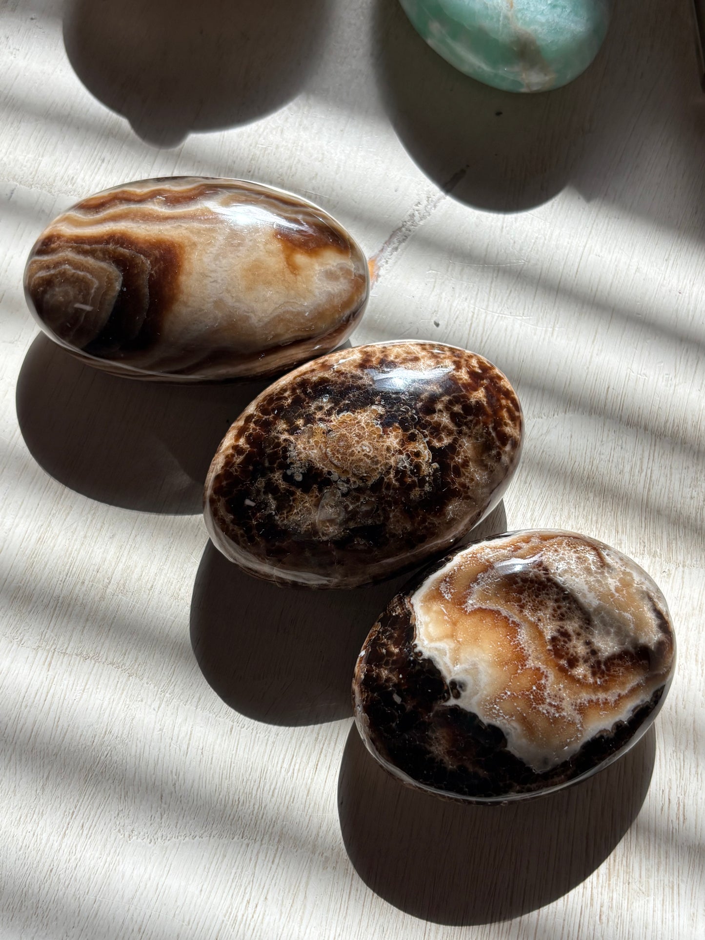 Chocolate Calcite - Palm Stone - Large | Pakistan