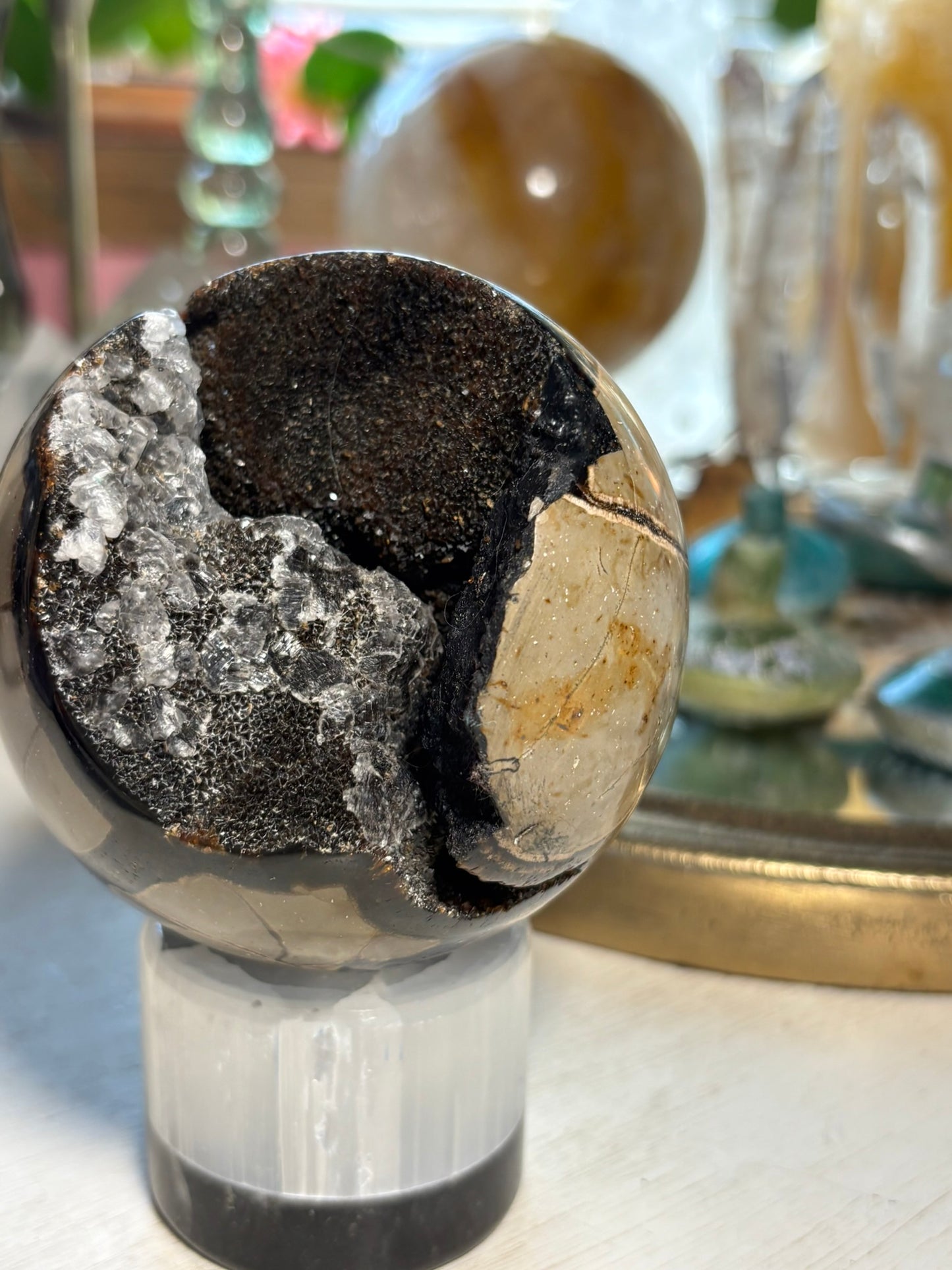Septarian Druzy Sphere with Quartz point | Madagascar
