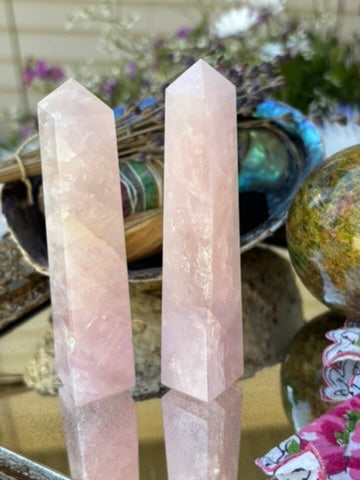 Rose Quartz obelisk | India