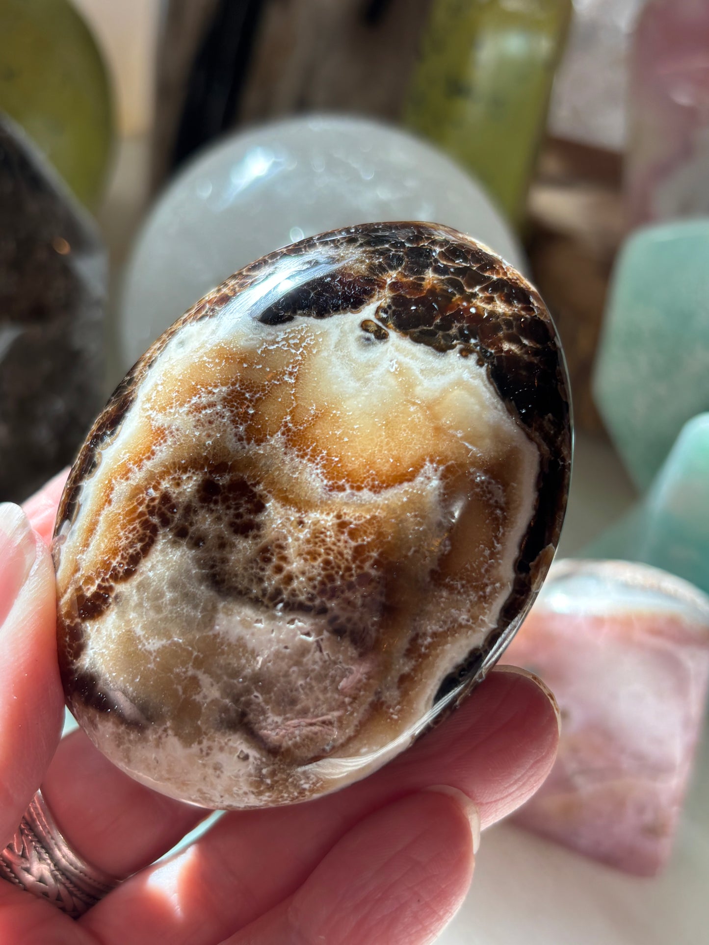 Chocolate Calcite - Palm Stone - Large | Pakistan