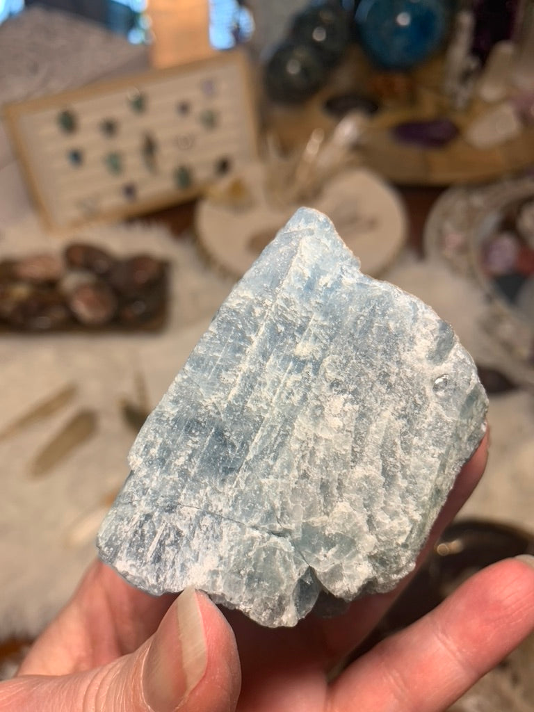 Aquamarine natural