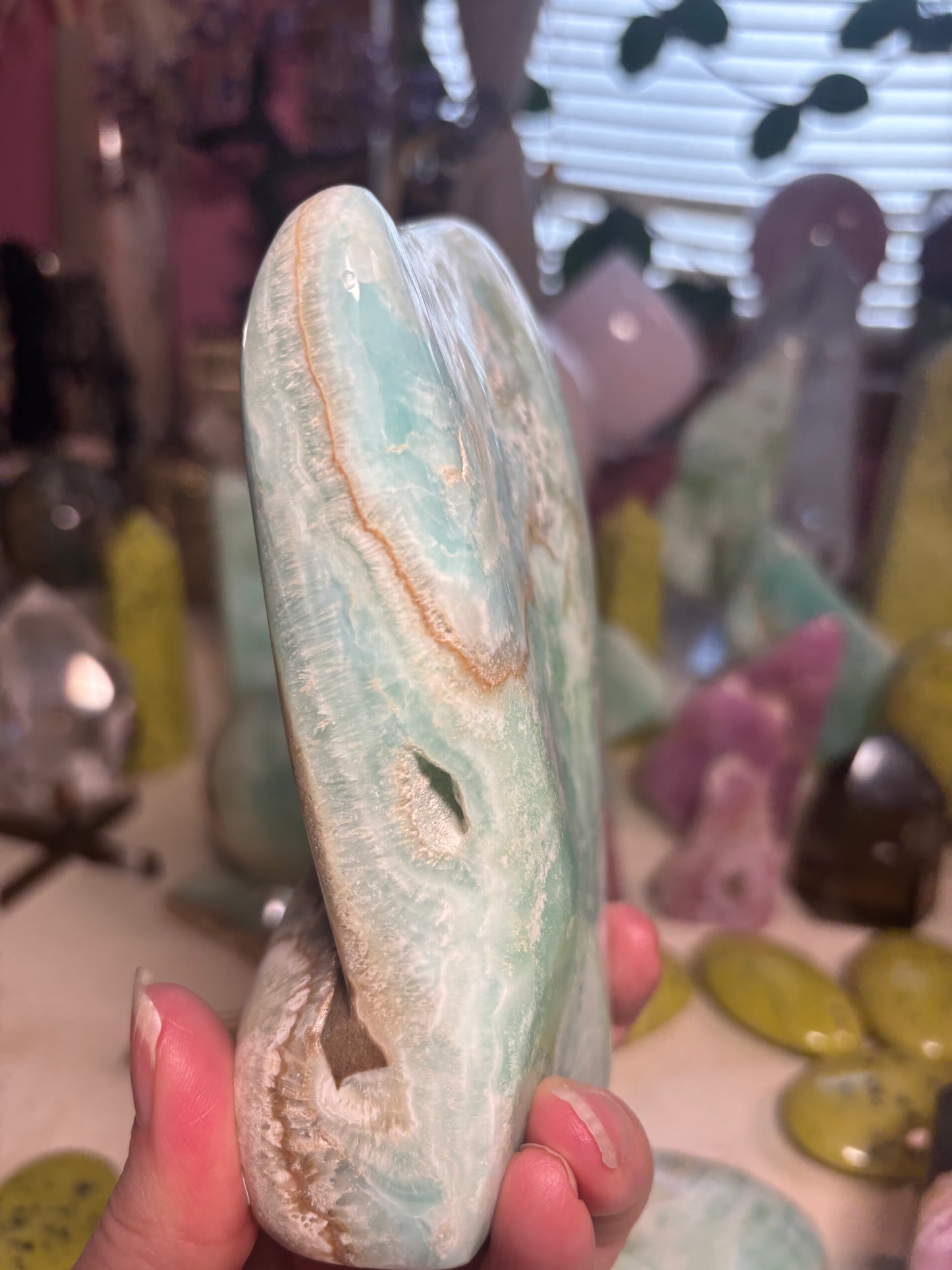 Caribbean Calcite - Free Form - Pakistan