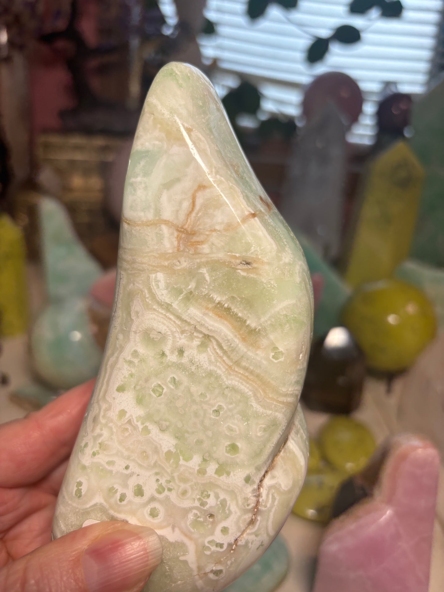 Caribbean Calcite - Free Form - Pakistan