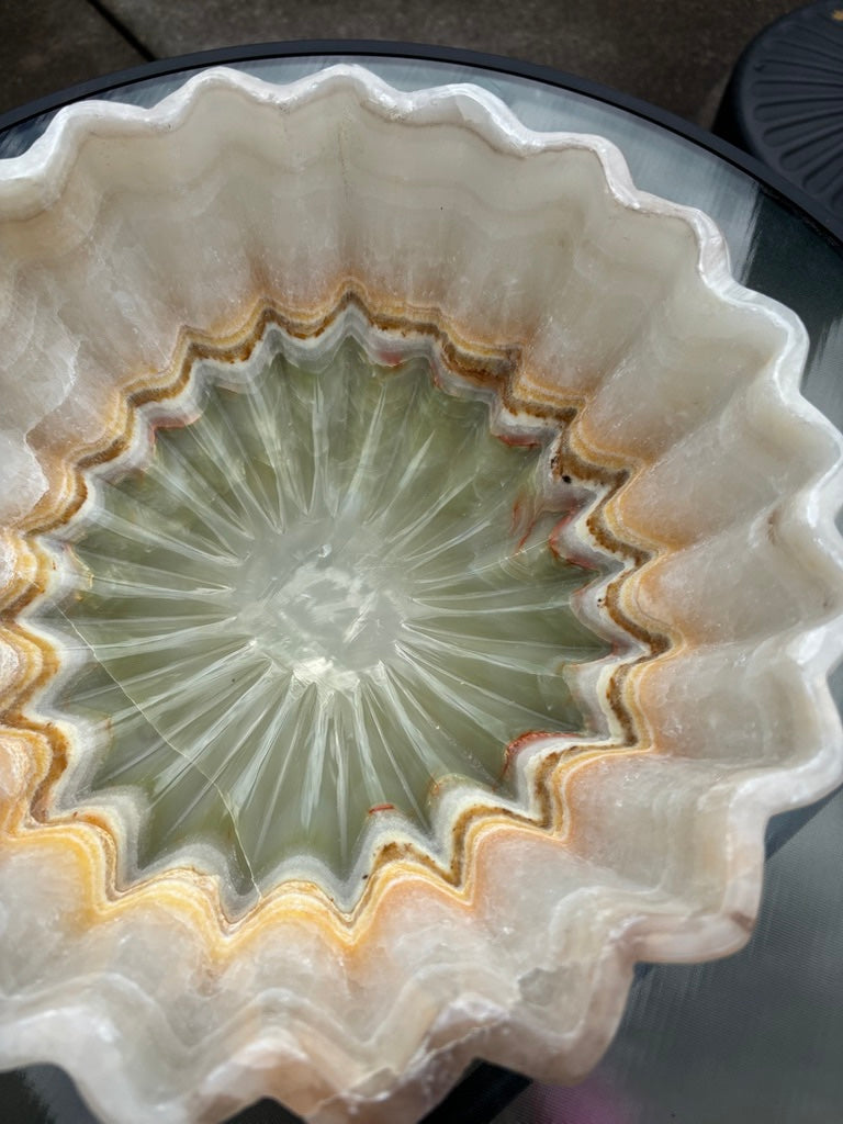 Onyx Fruit Bowl 3