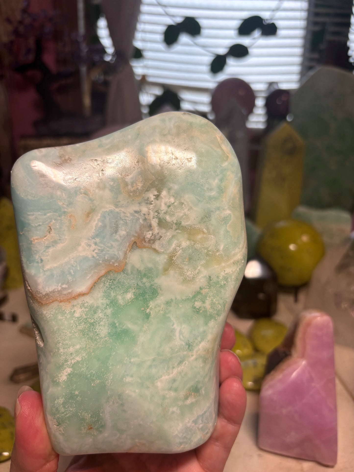 Caribbean Calcite - Free Form - Pakistan