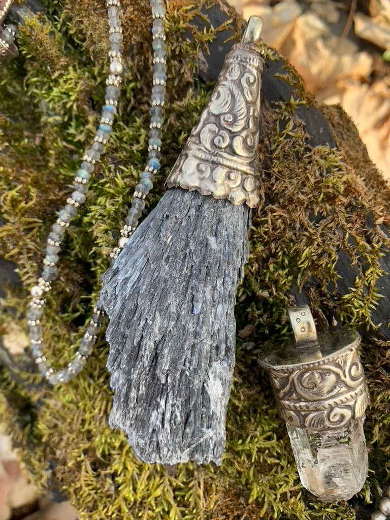 Black Kyanite pendant - Tibetan Silver