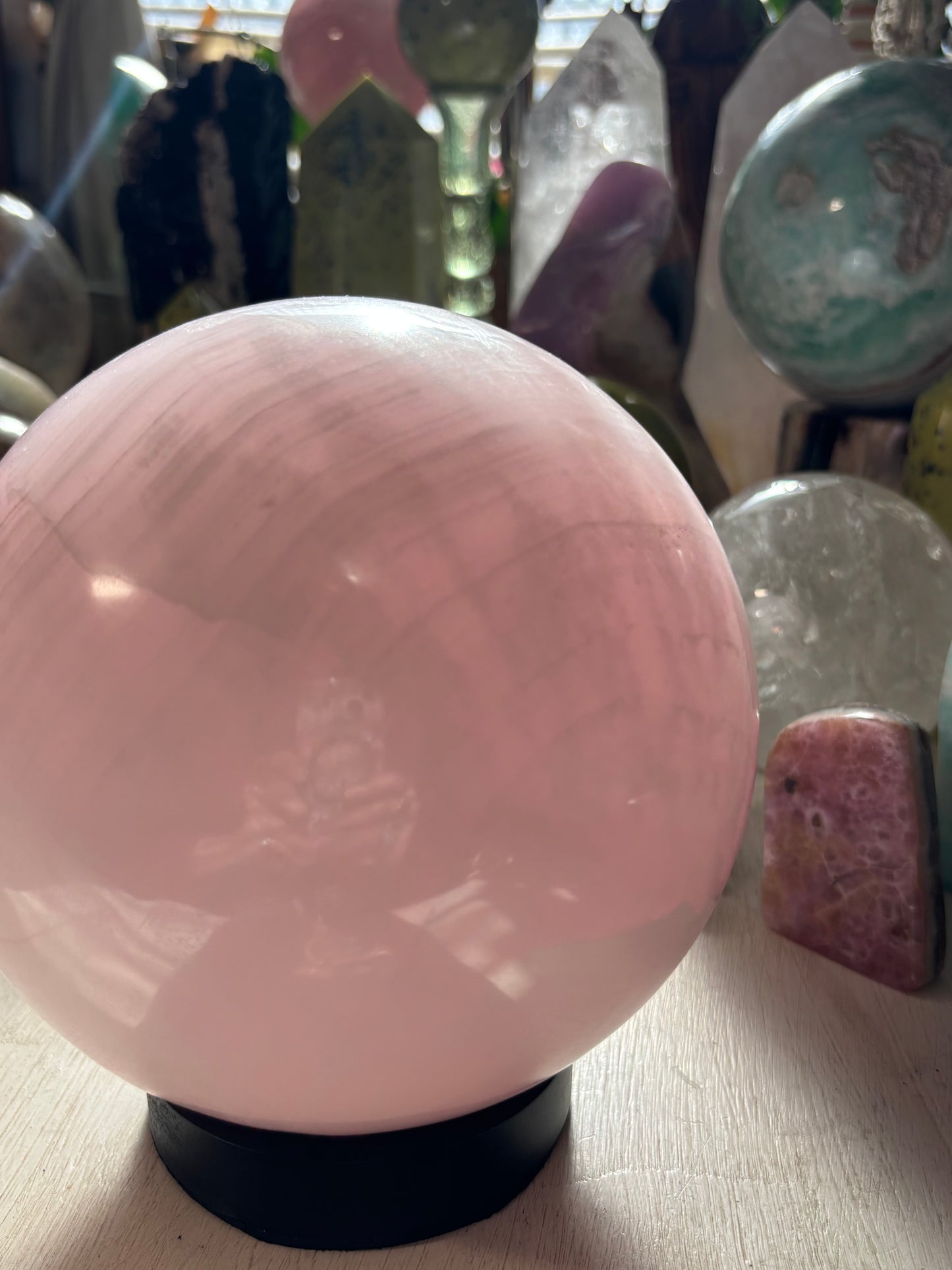 Mangano Pink Calcite - Statement Sphere