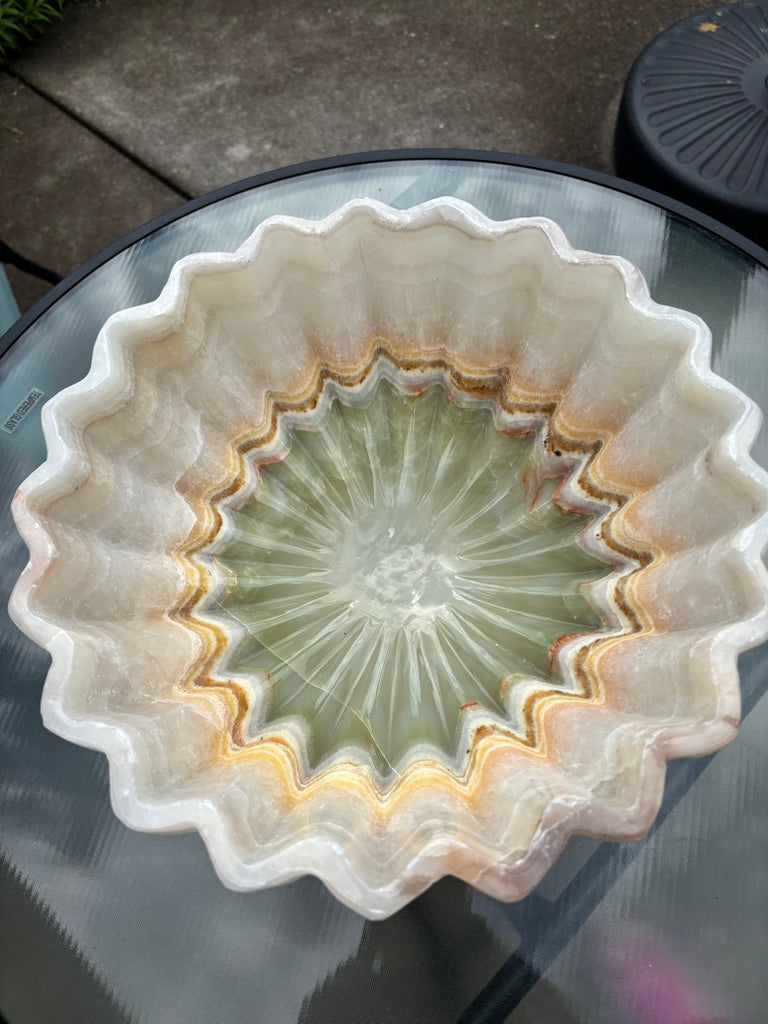 Onyx Fruit Bowl 3