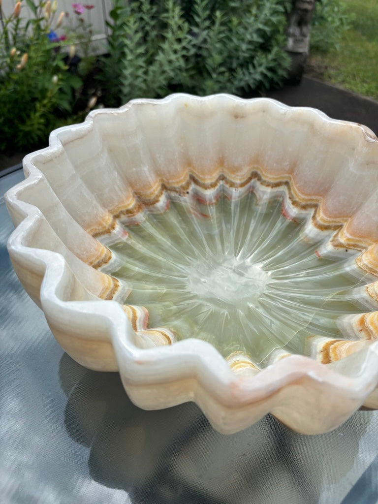 Onyx Fruit Bowl 3