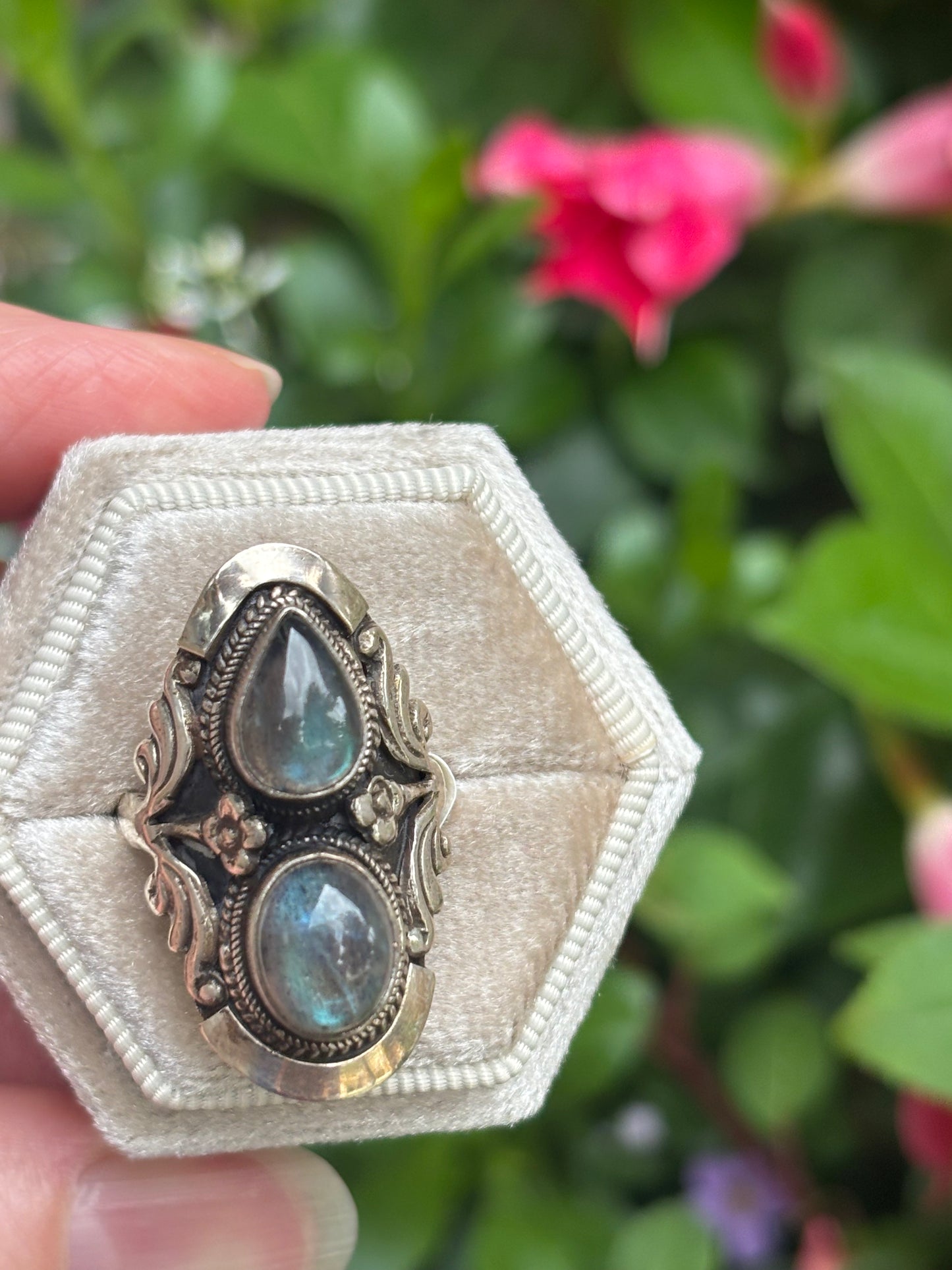 Labradorite ring - Size 6.5