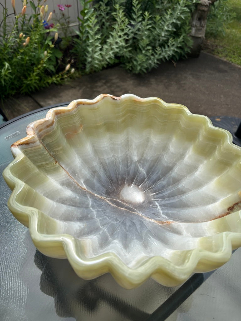 Onyx Fruit Bowl 2