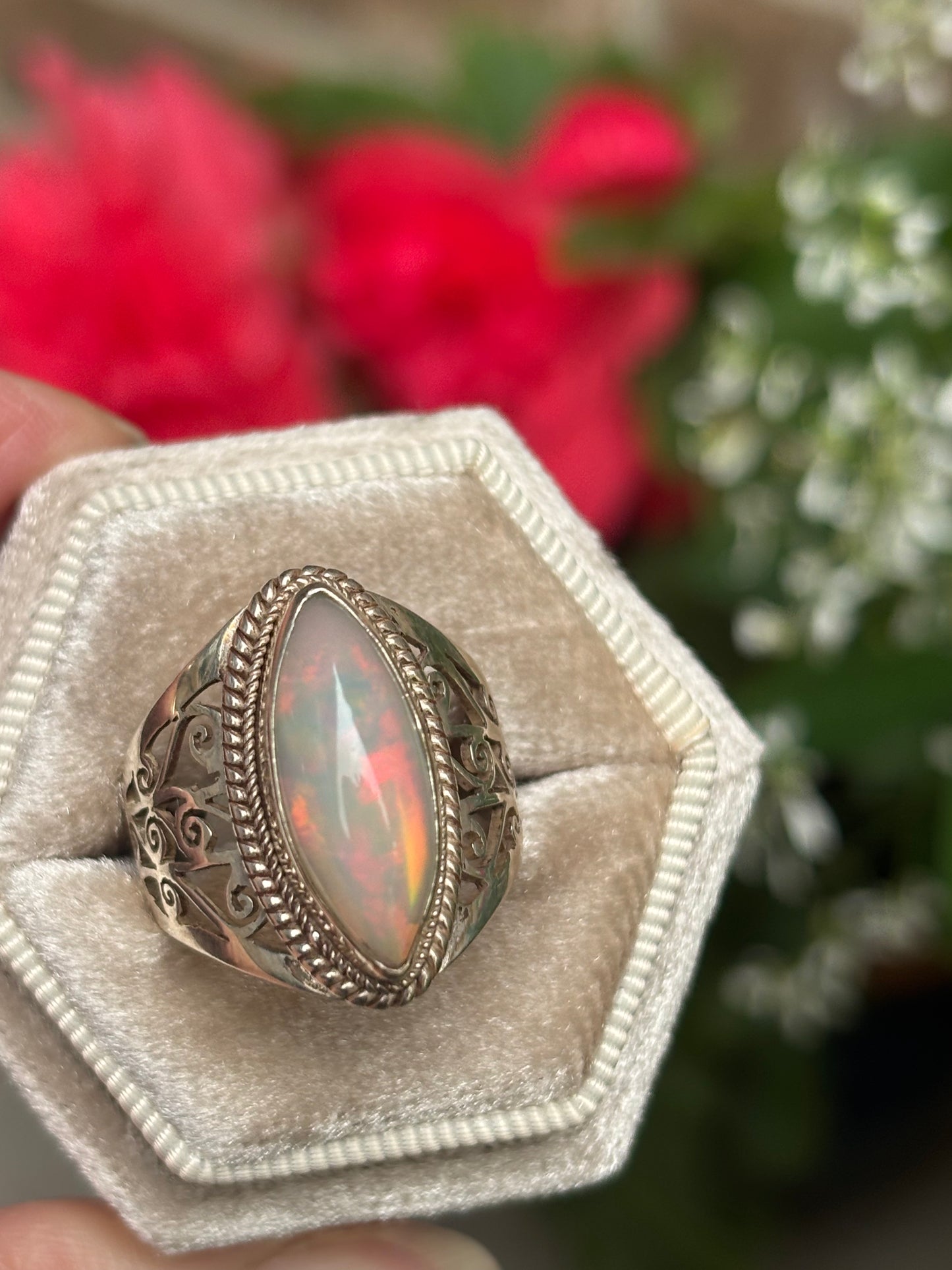 Opal ring - Size 8 - Nepal