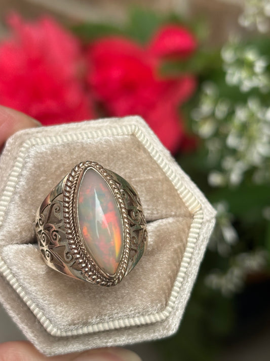 Opal ring - Size 8 - Nepal