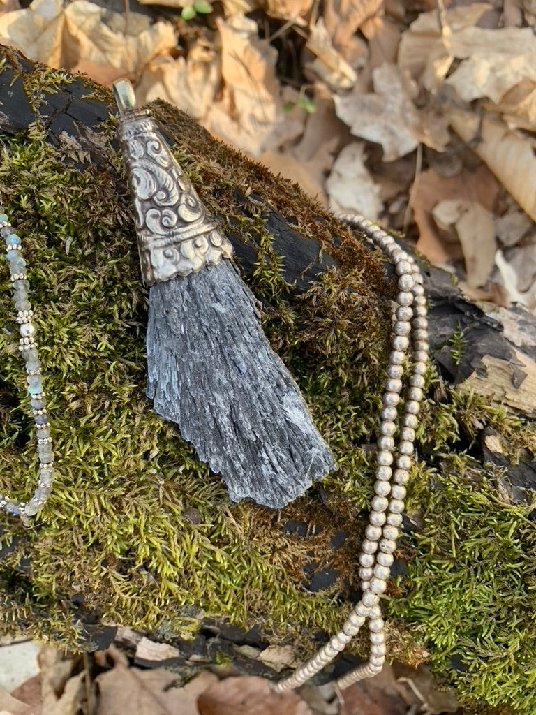 Black Kyanite pendant - Tibetan Silver