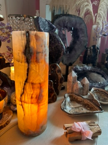 Onyx Energy Lamp