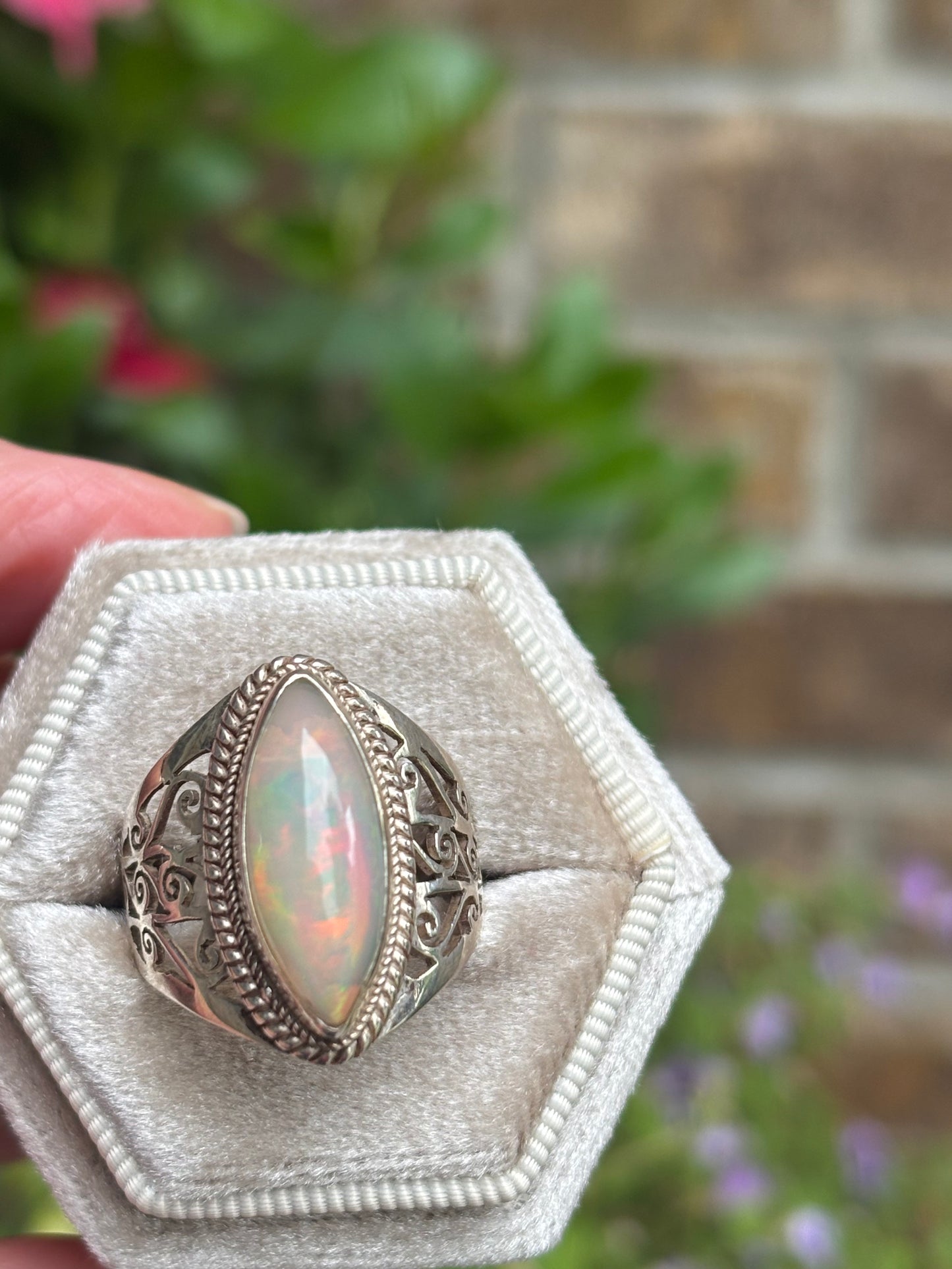 Opal ring - Size 8 - Nepal