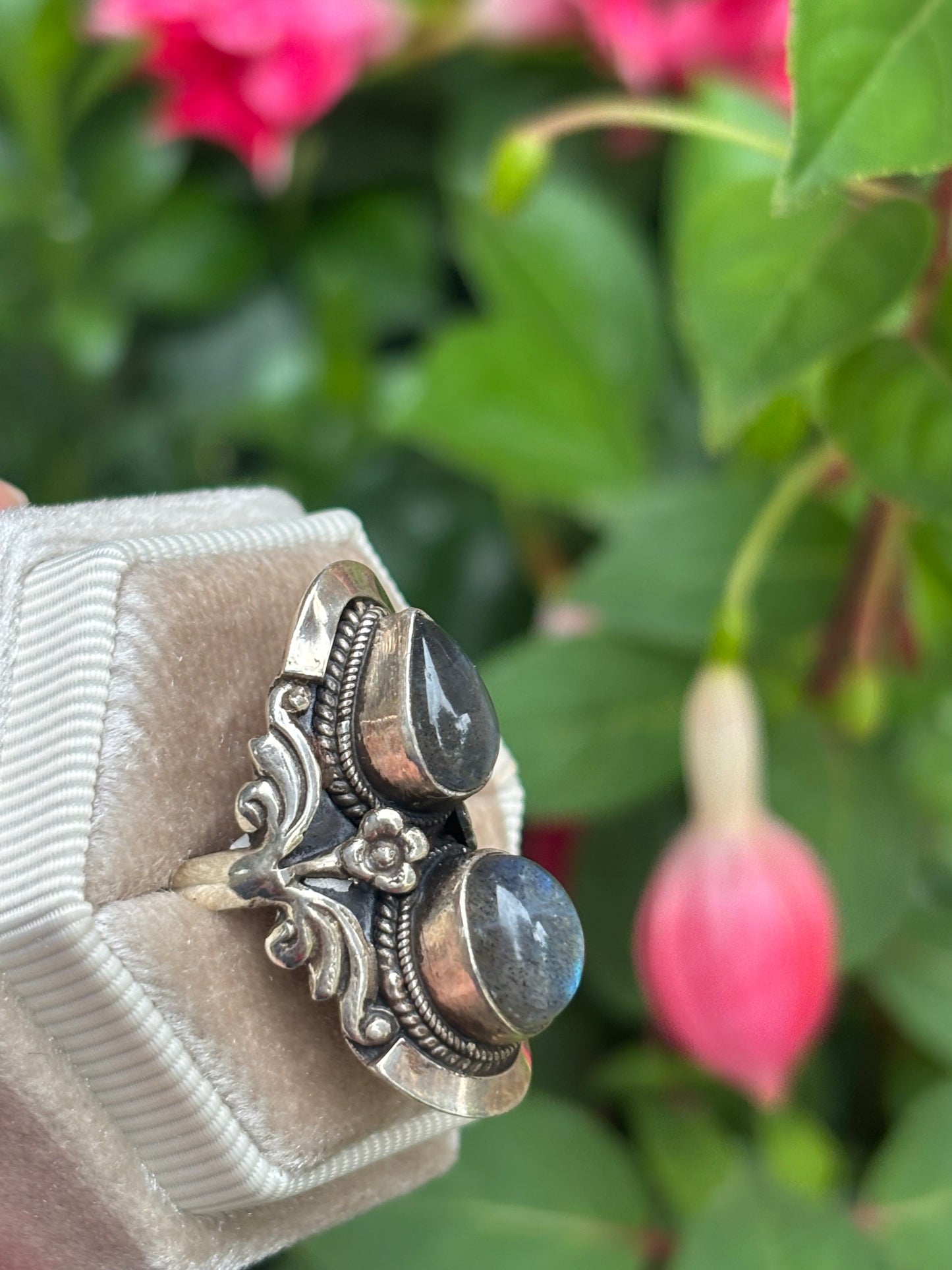 Labradorite ring - Size 6.5