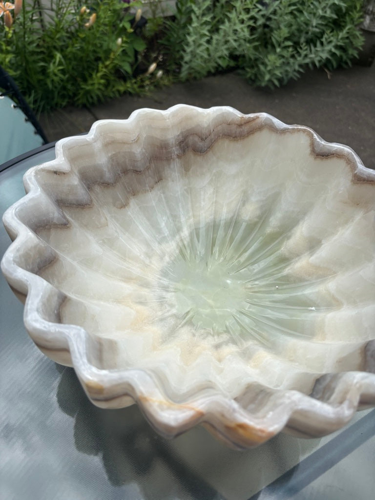 Onyx Fruit Bowl