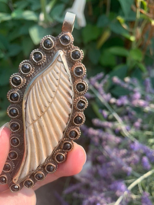 Buffalo Bone - Black Onyx - Feather pendant - Tibetan Silver