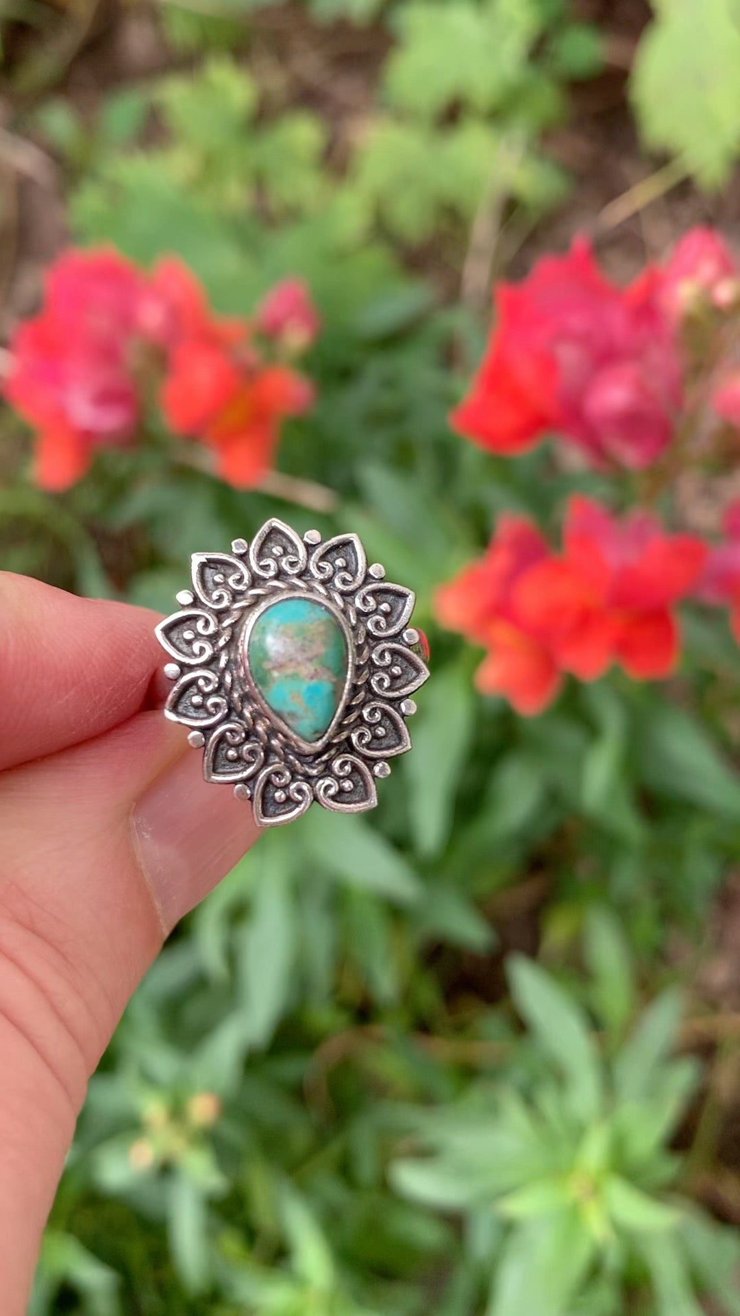 Turquoise Ring size 8