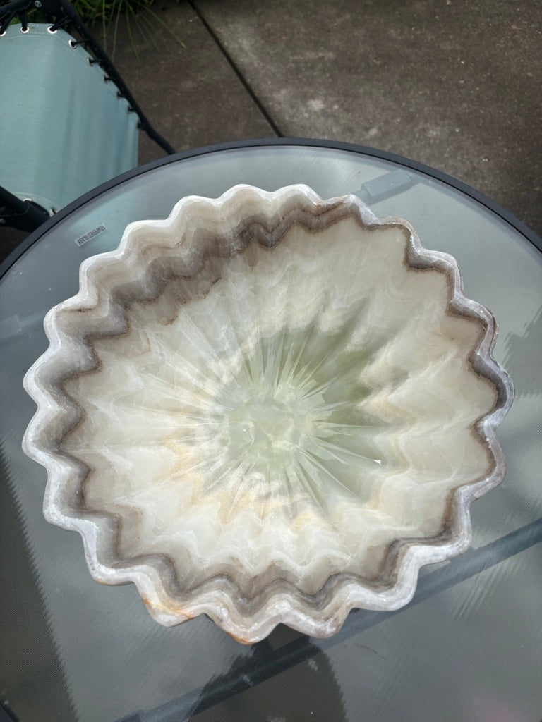 Onyx Fruit Bowl