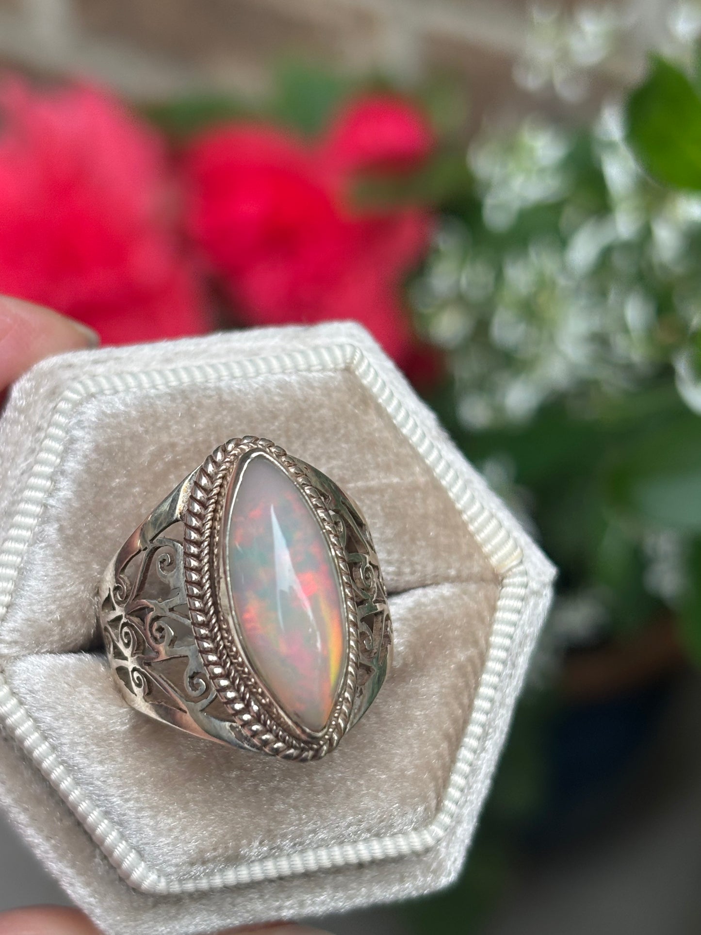 Opal ring - Size 8 - Nepal