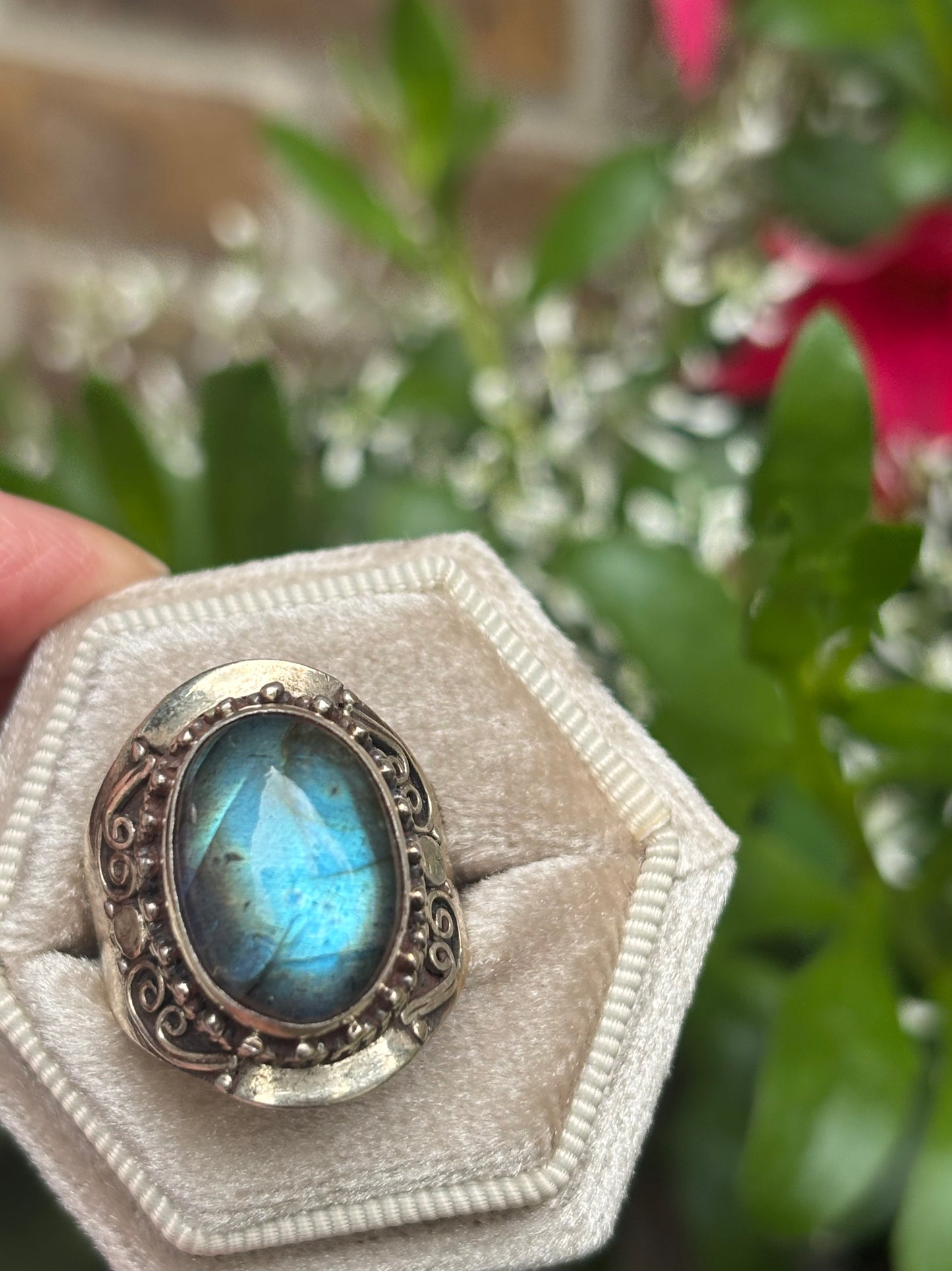 Labradorite ring - Size 9.5 - Nepal