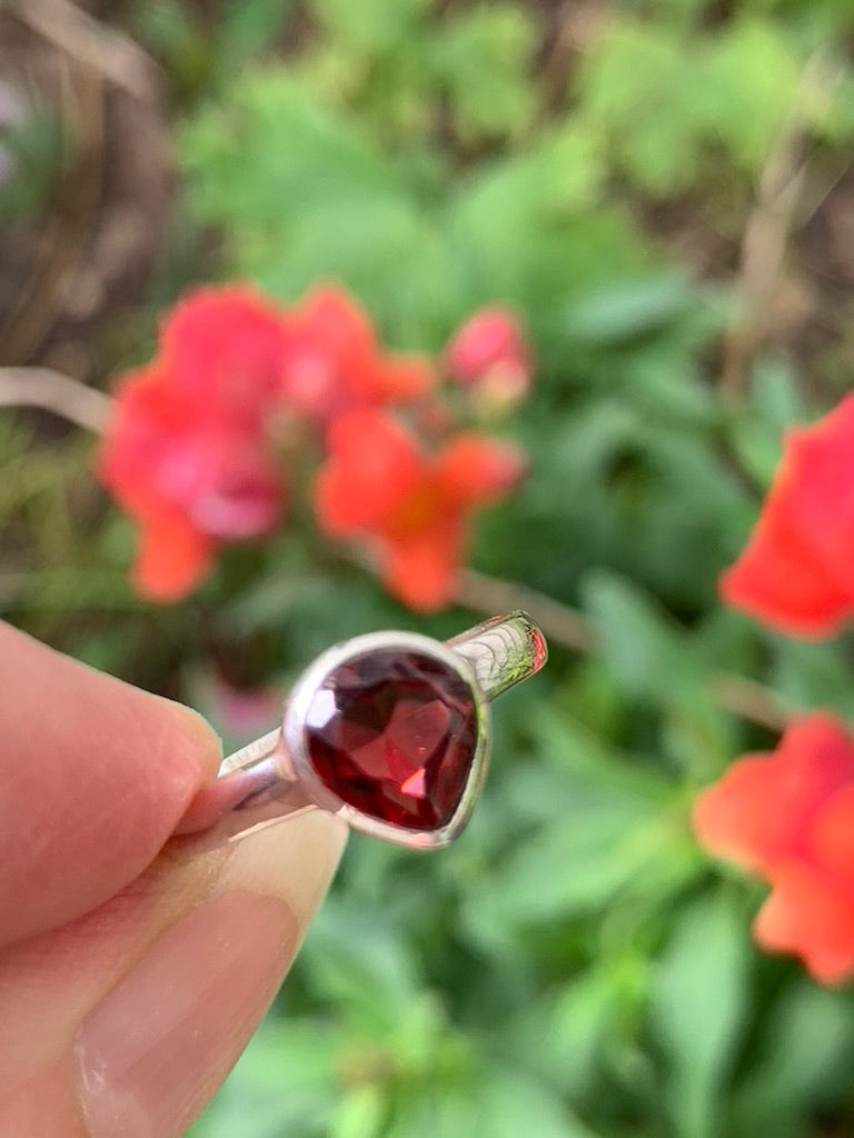 Garnet Ring size 6