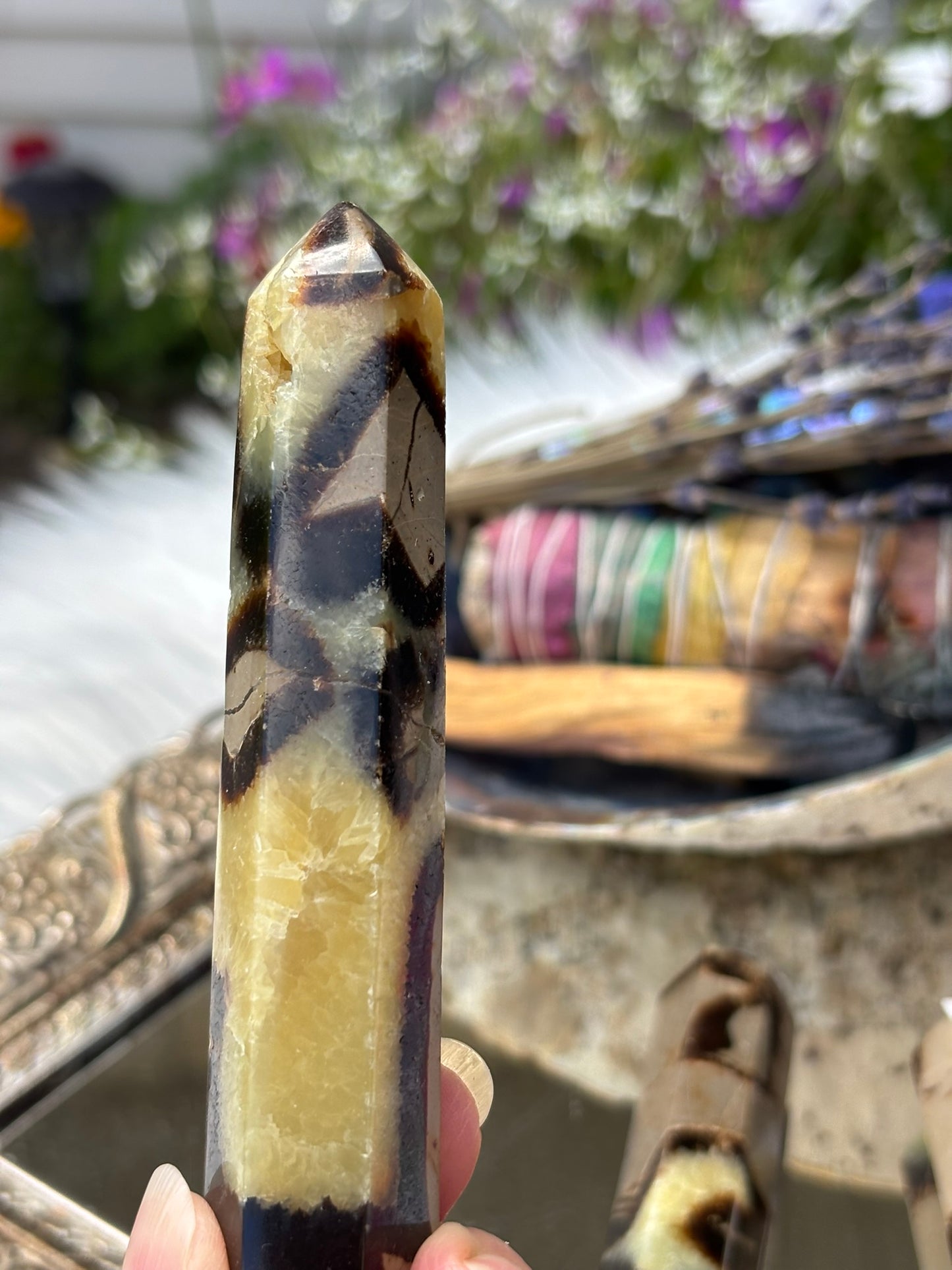 Septarian point | Madagascar