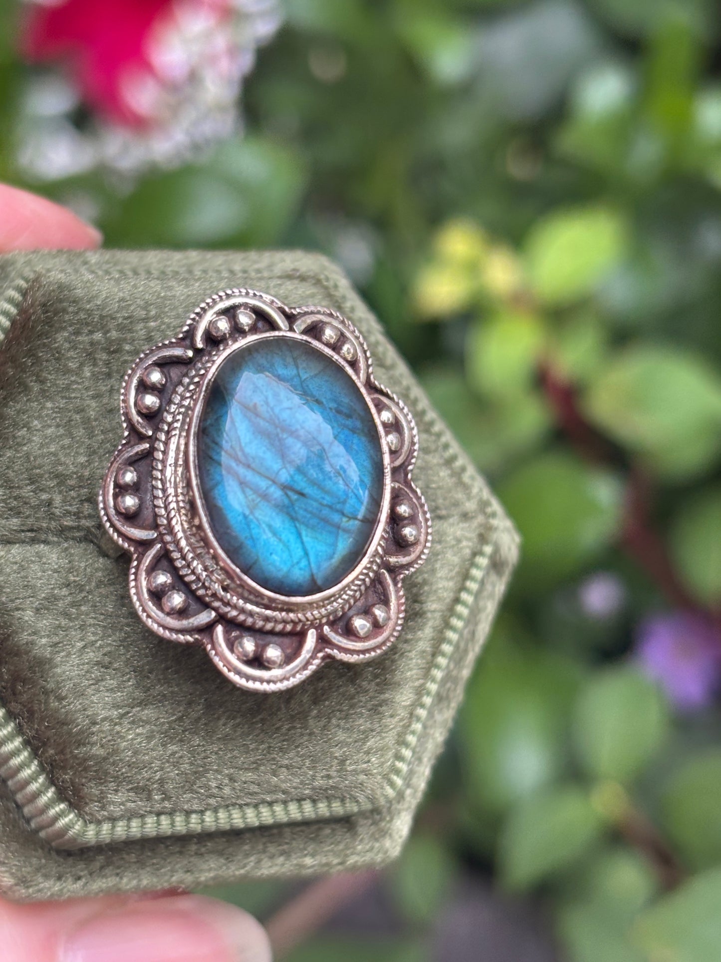Labradorite ring - Size 7