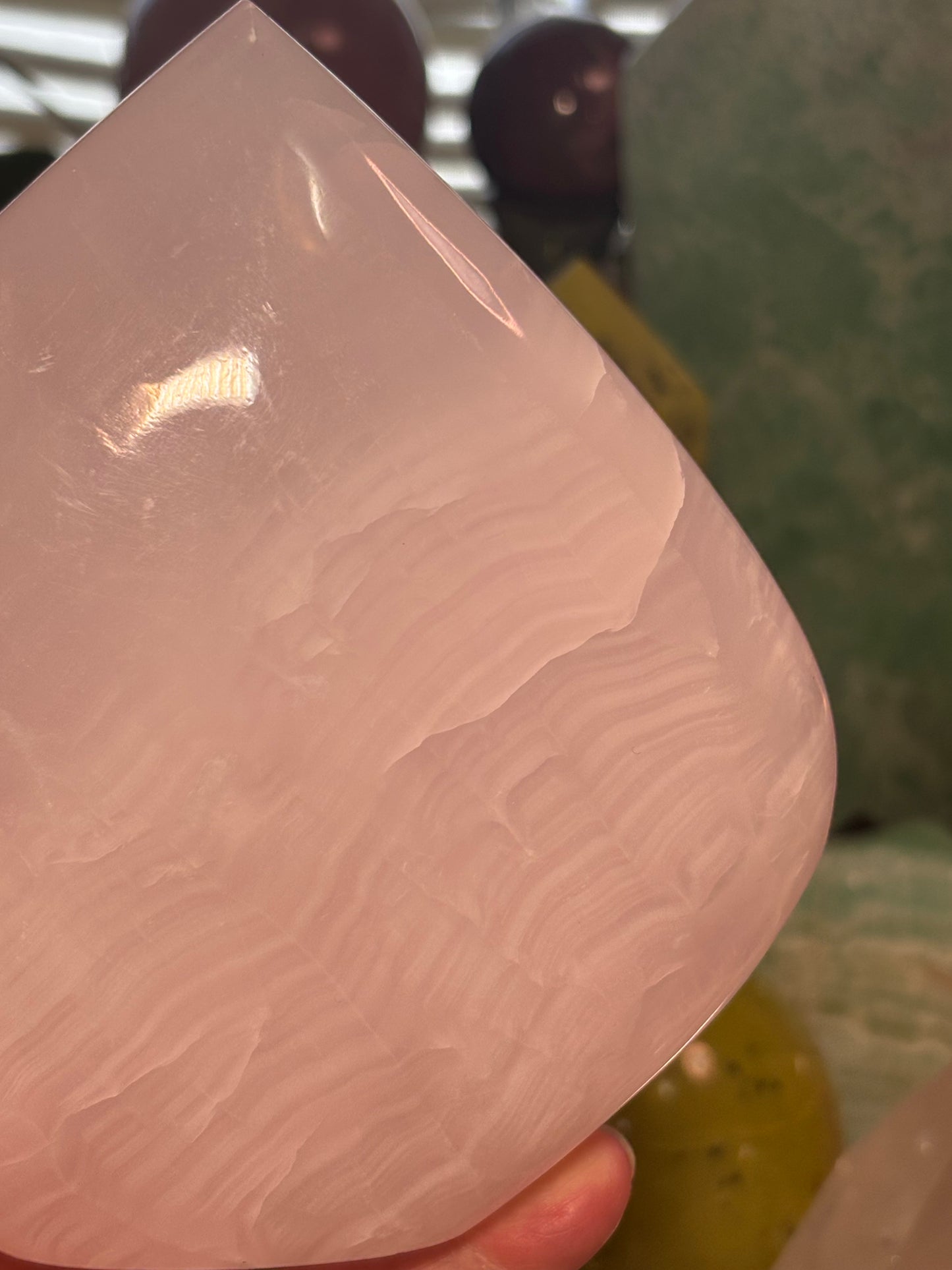 Mangano Pink Calcite - Flame - Pakistan