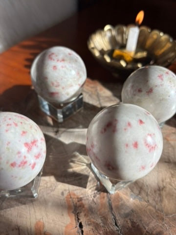 Cinnabar sphere - Peru