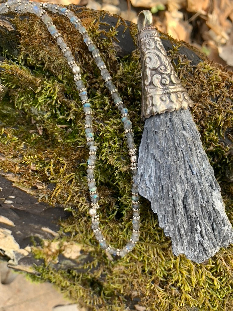 Black Kyanite pendant - Tibetan Silver