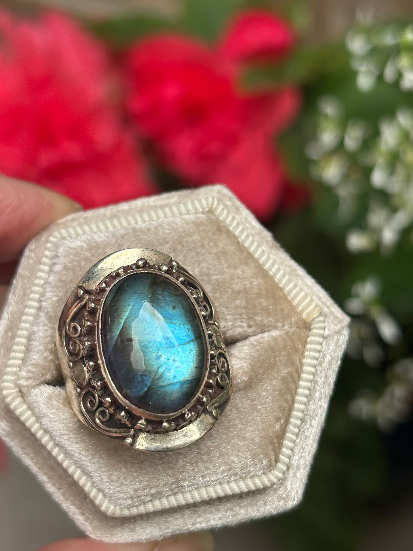 Labradorite ring - Size 9.5 - Nepal