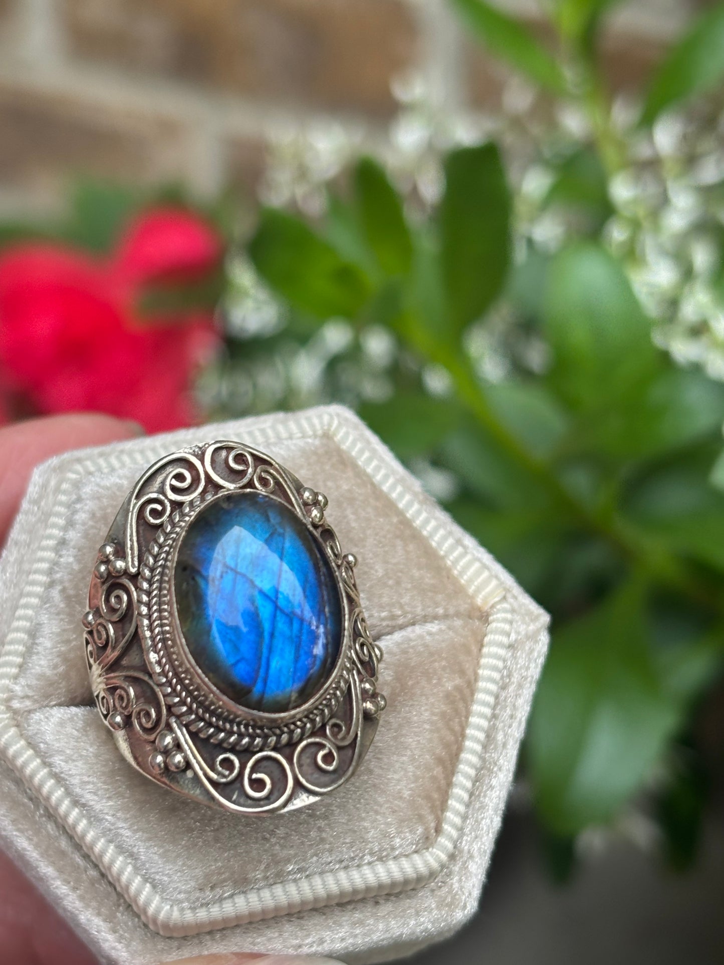 Labradorite ring - Size 8.5 - Nepal