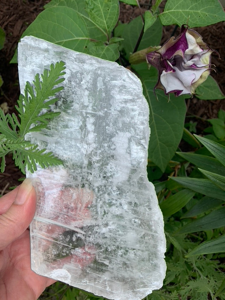 Selenite Charging Plate