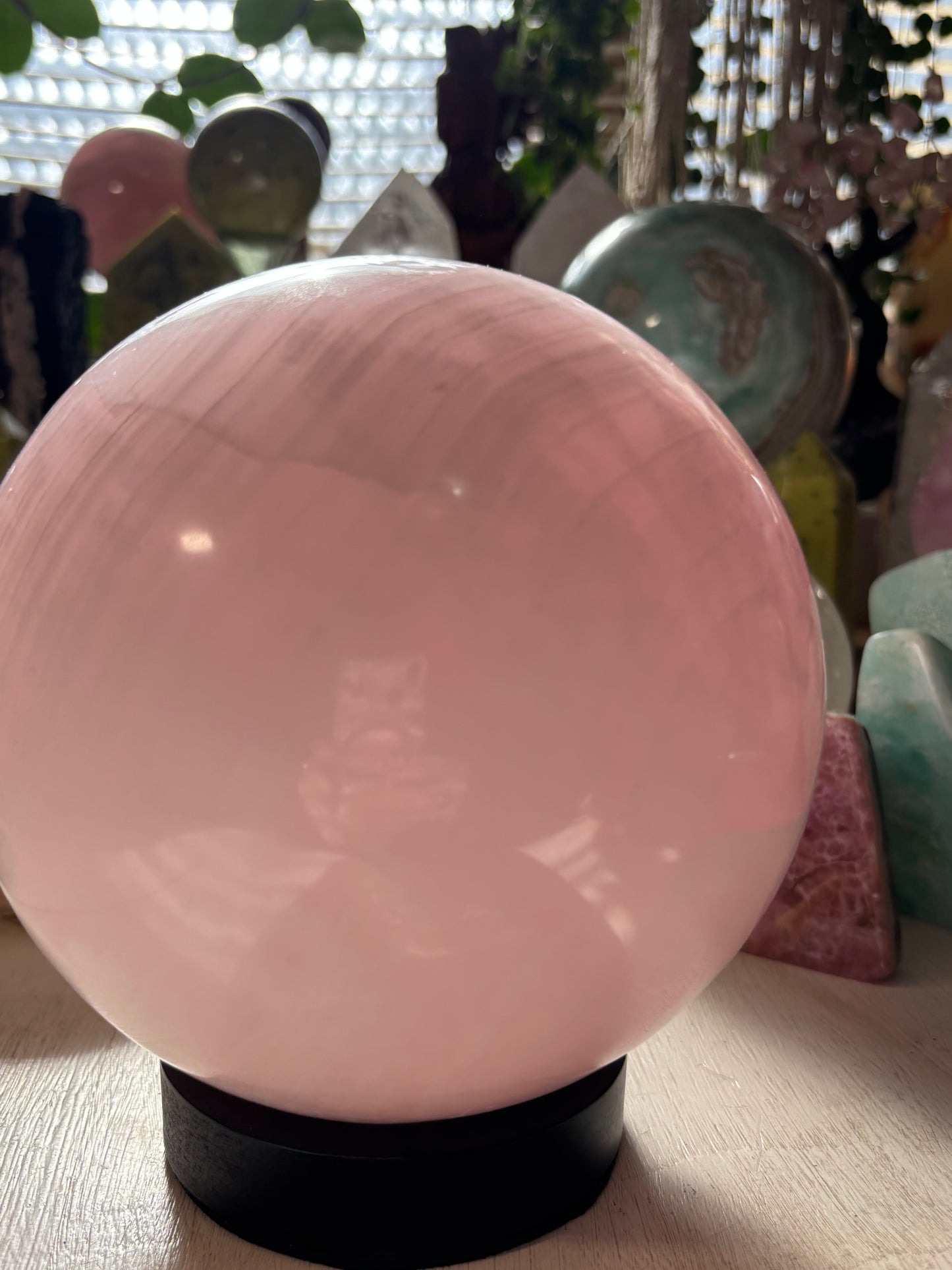 Mangano Pink Calcite - Statement Sphere