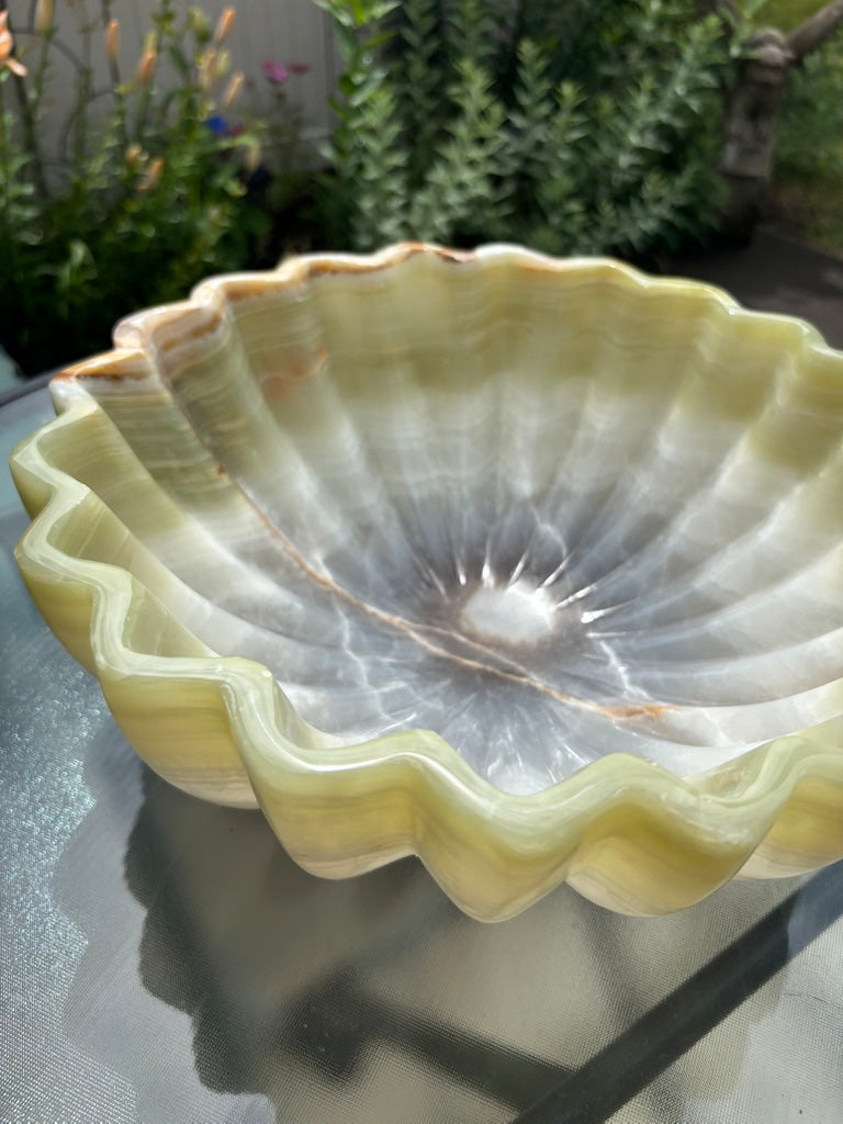 Onyx Fruit Bowl 2